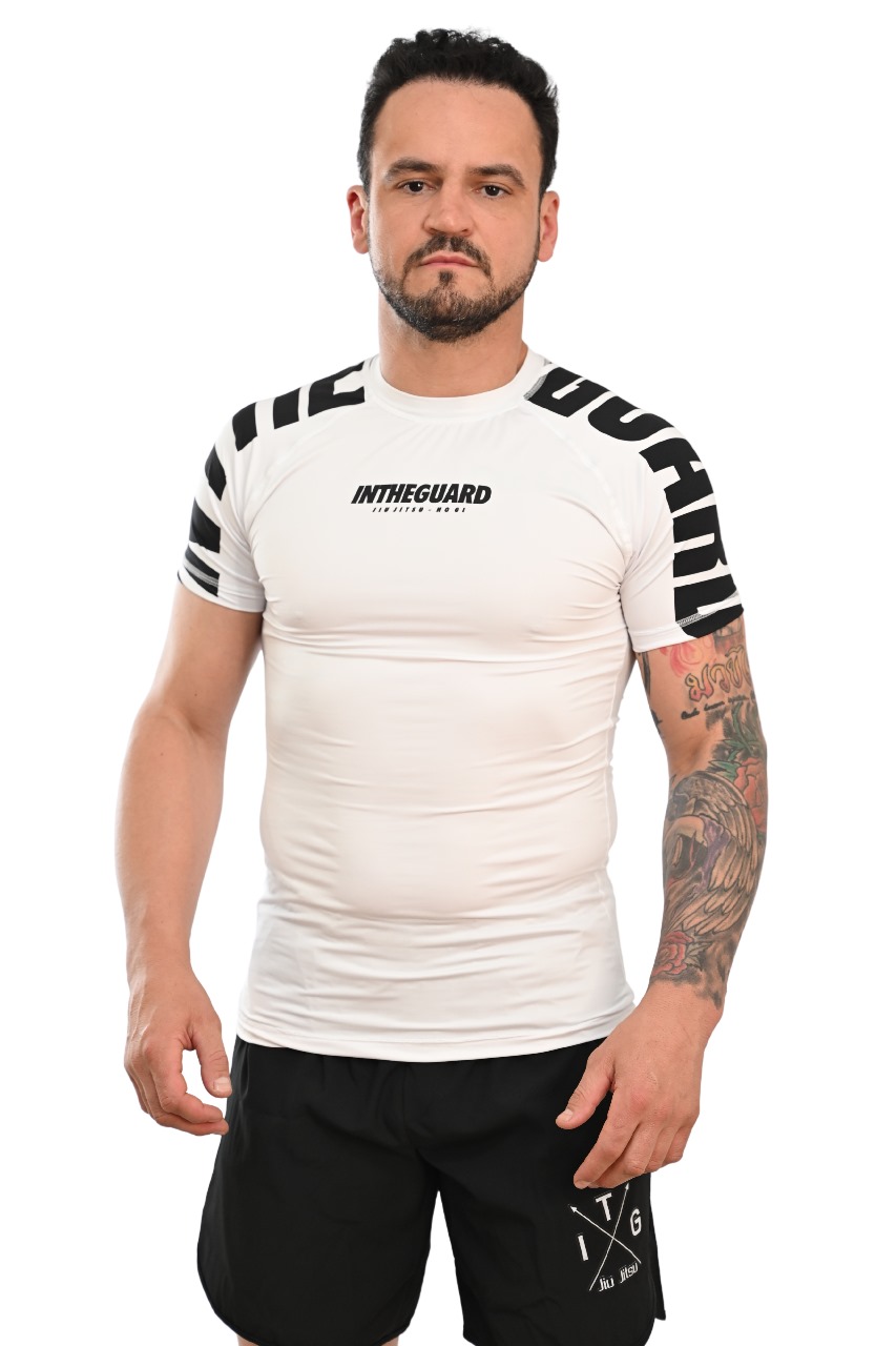 Rash Guard Masculina Cores Faixas Branca