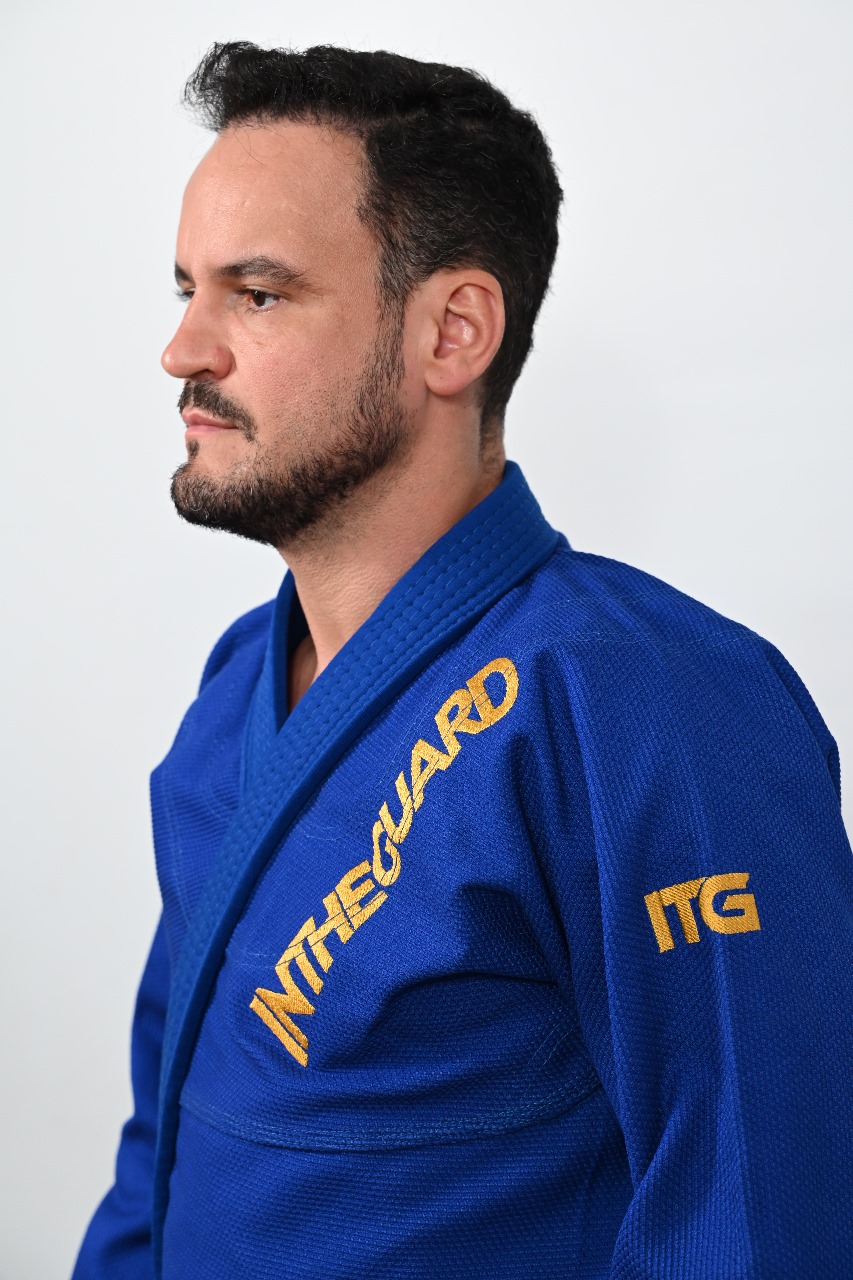 Kimono In The Guard Pró Azul