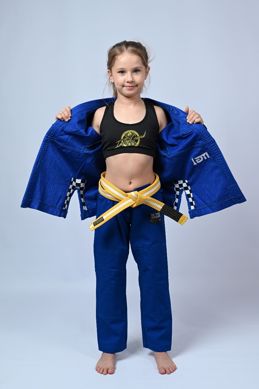 Kimono Infantil In The Guard Feminino Xadrez Azul