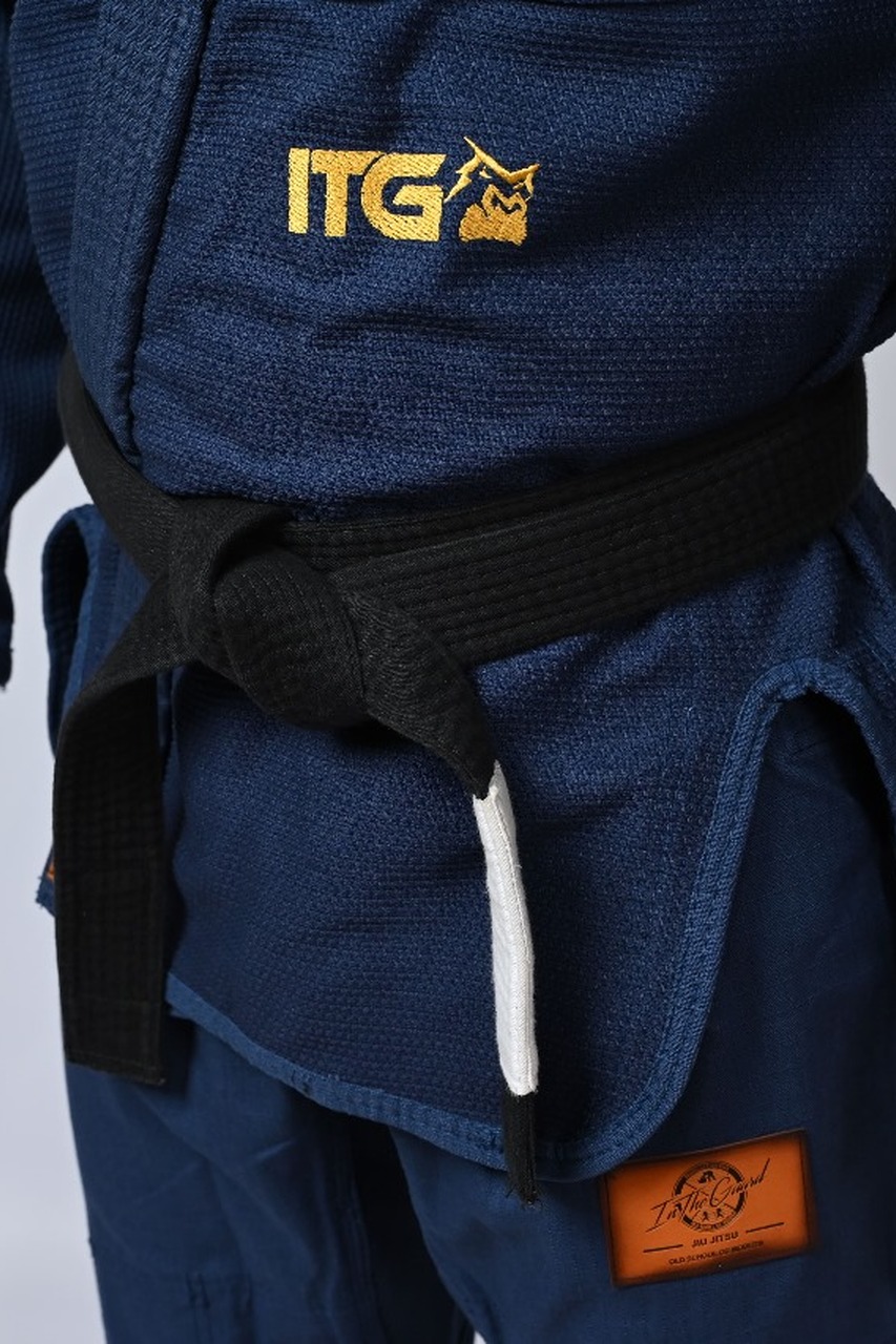 Kimono In The Guard Pro Marinho