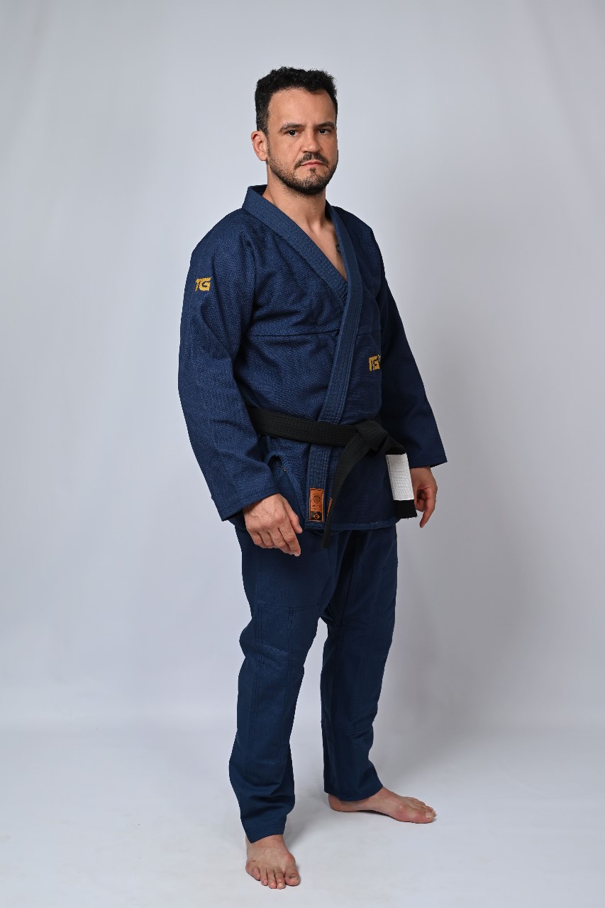 Kimono In The Guard Pro Marinho