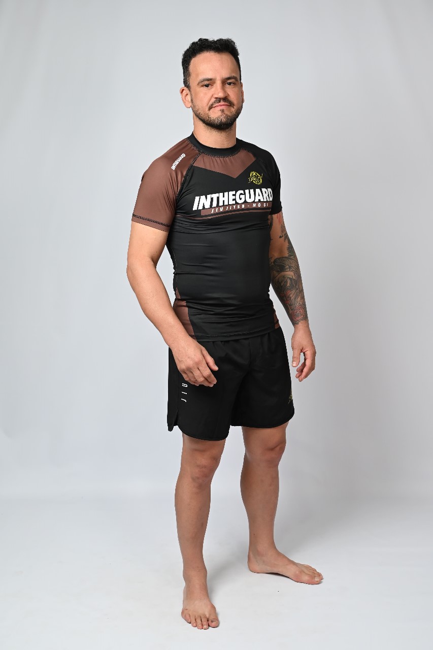Rash Guard Masculina Team ITG Marrom