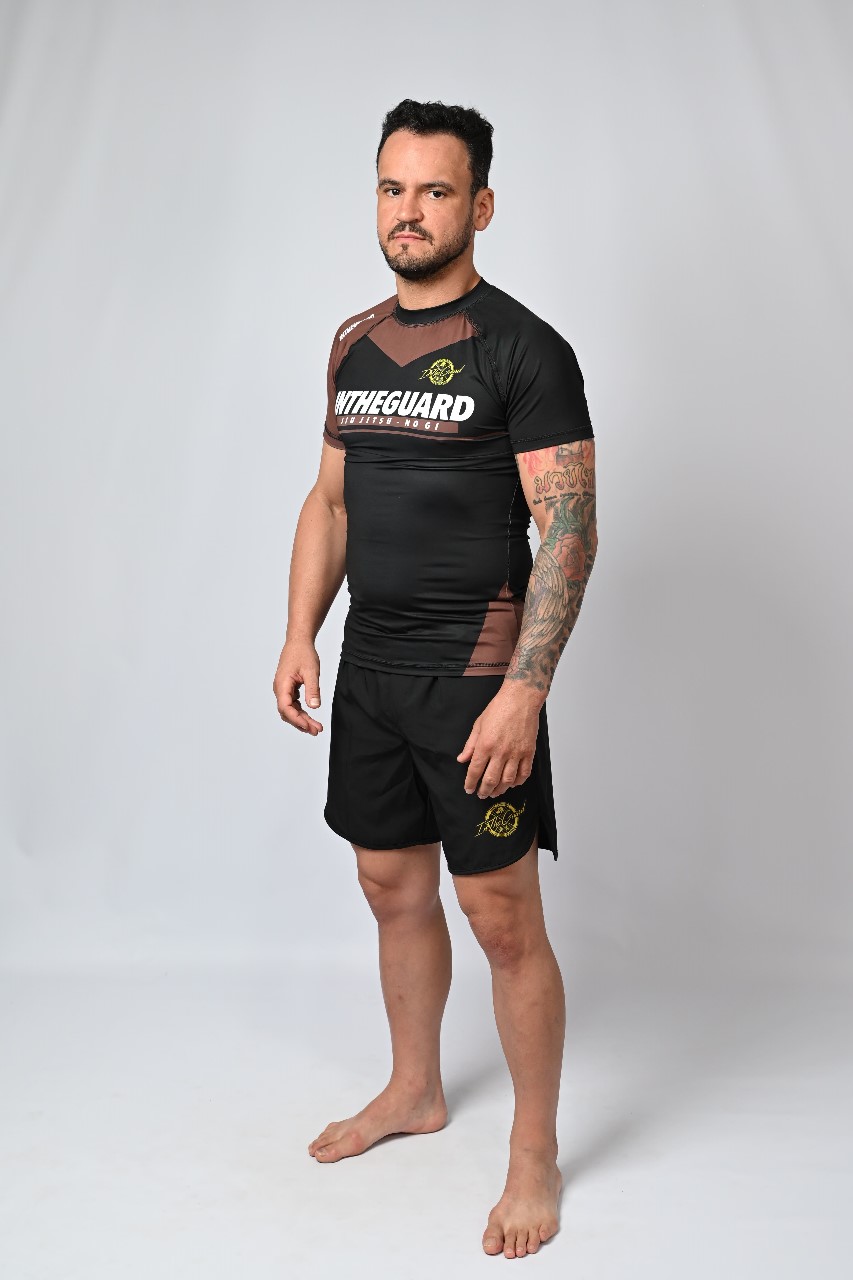 Rash Guard Masculina Team ITG Marrom