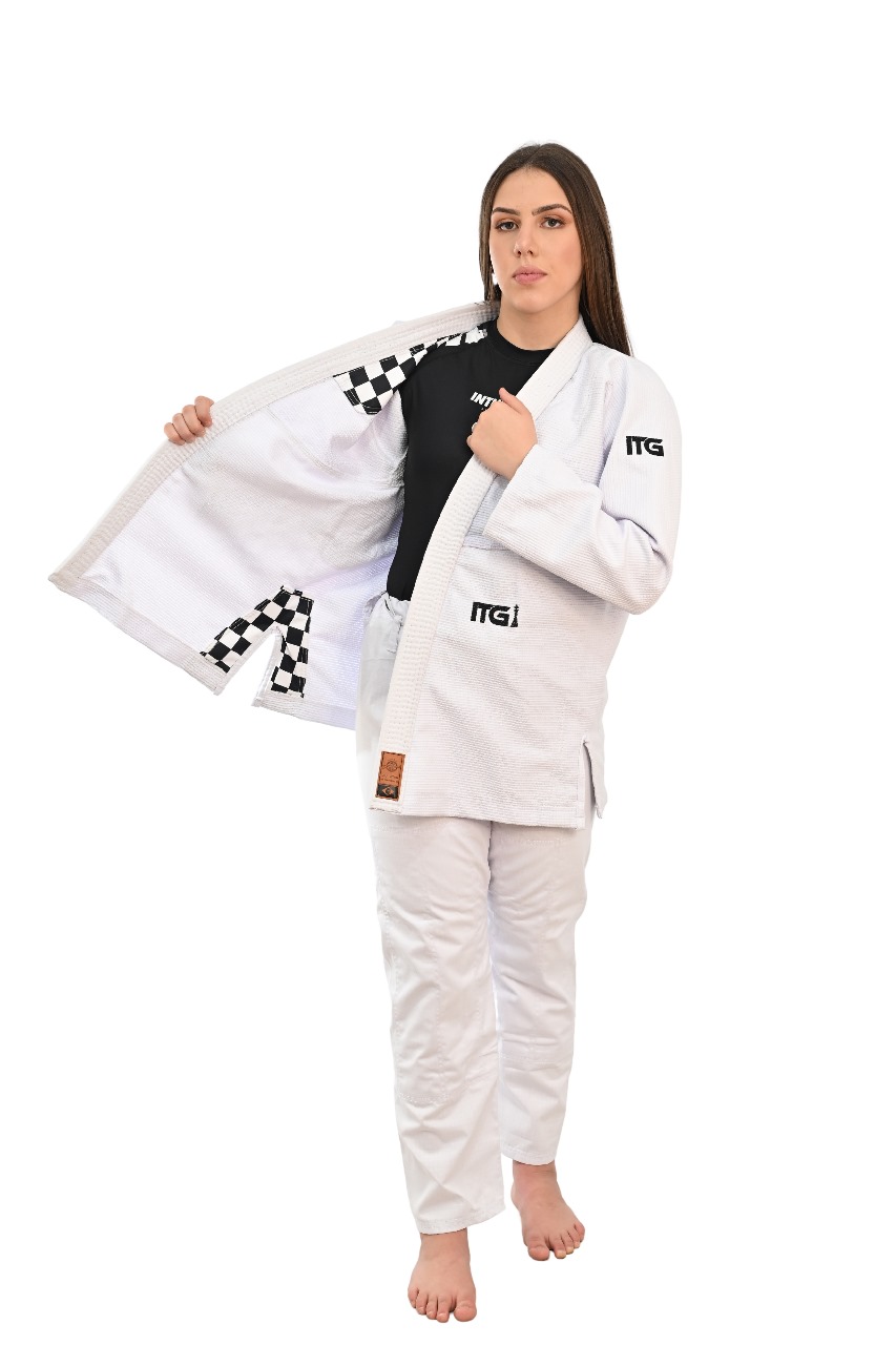 Kimono In The Guard Feminino Xadrez Branco