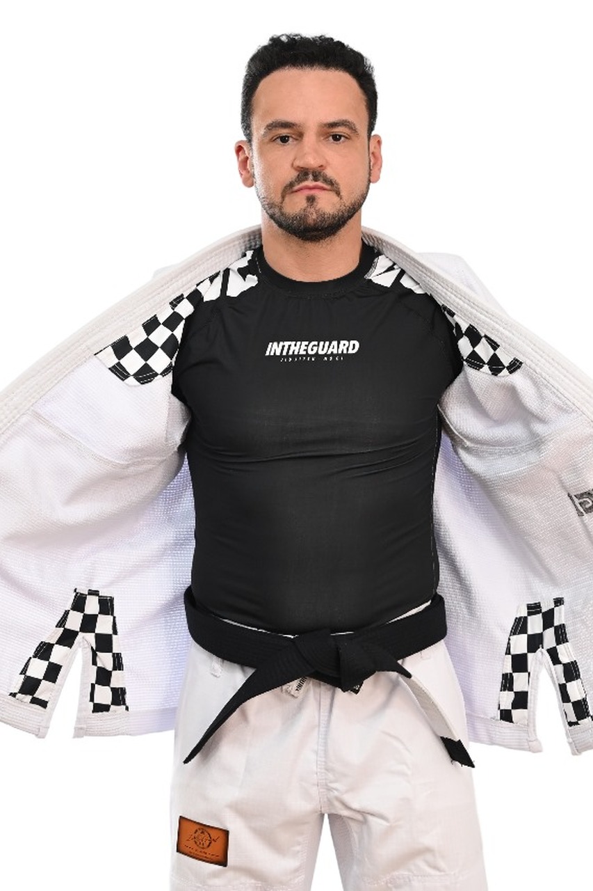 Kimono In The Guard Xadrez Pro Branco