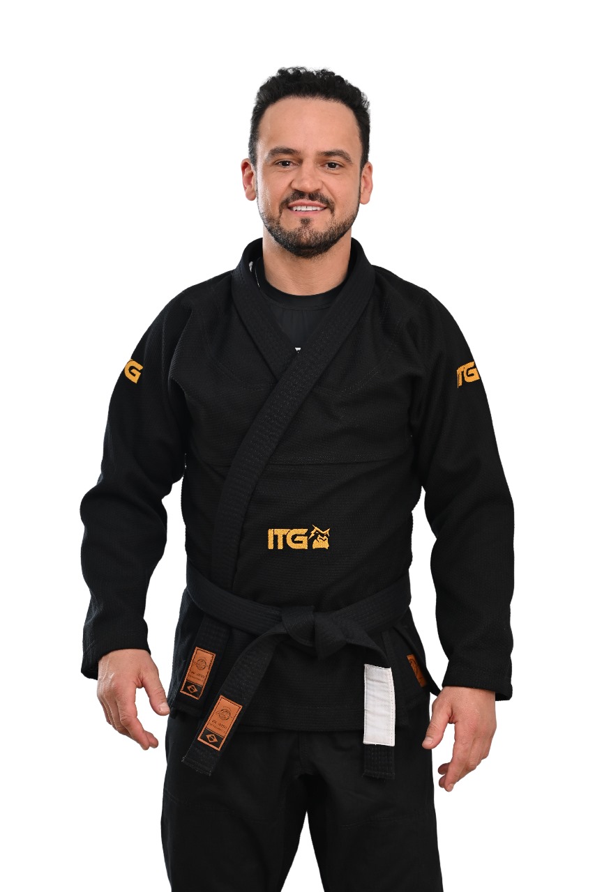 Kimono In The Guard Gold Pro Preto