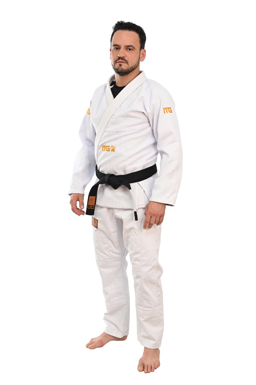 Kimono In The Guard Gold Pro Branco