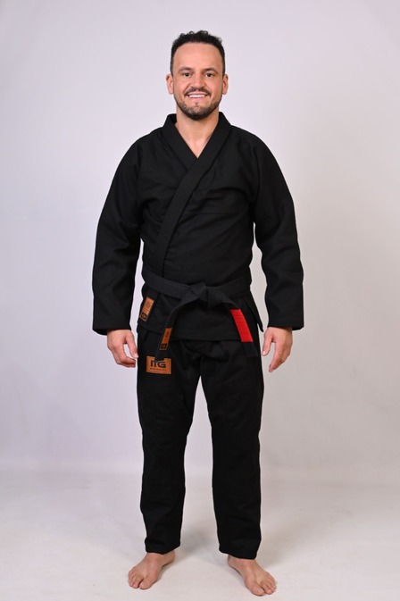 Kimono In The Guard Jiu-Jitsu Liso PRÓ - Preto
