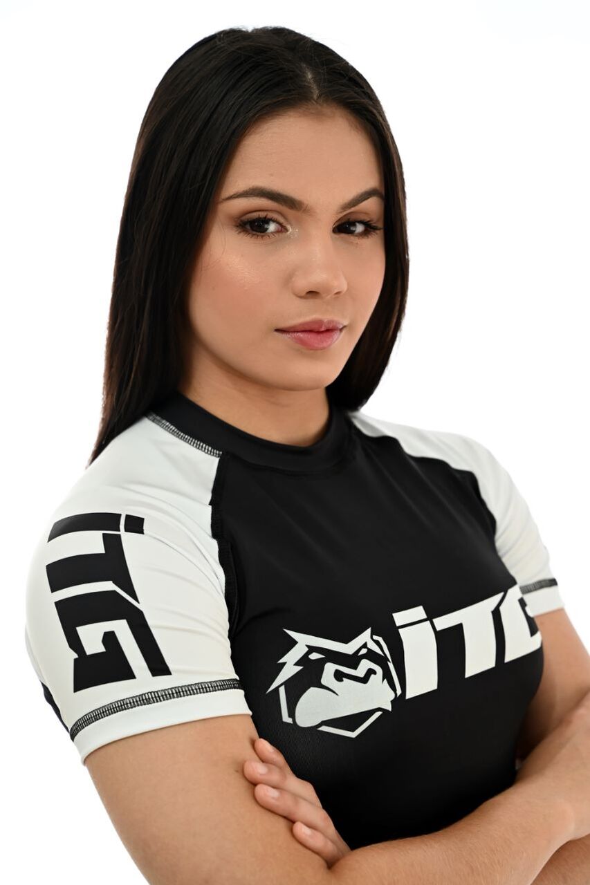 Rash Guard Feminina ITG Manga Curta Branca